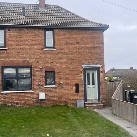 Fully Serviced Three Bed House In Durham Esterno foto