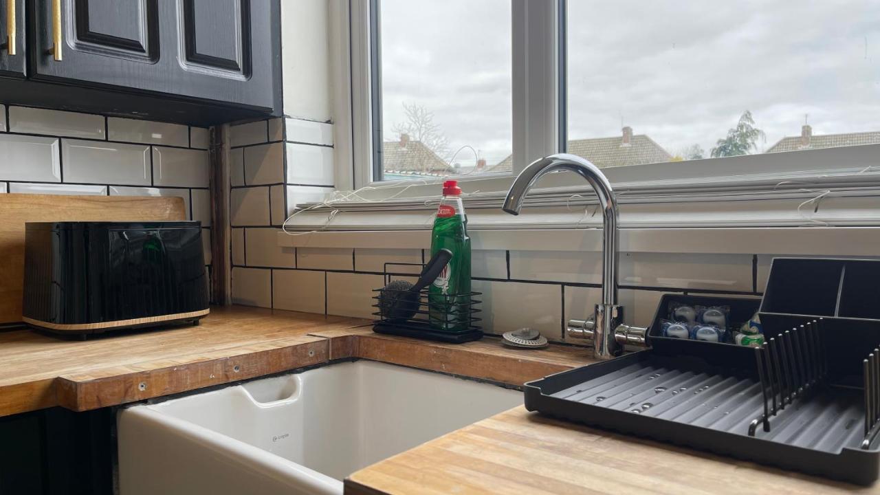 Fully Serviced Three Bed House In Durham Esterno foto
